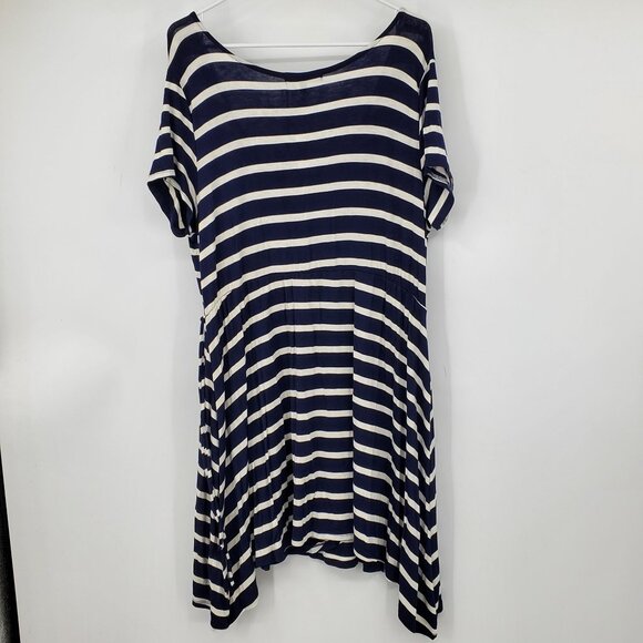 NWT Living Doll Navy Blue and White Surplice Neck Short Sleeve Above Knee Dress - Picture 2 of 14